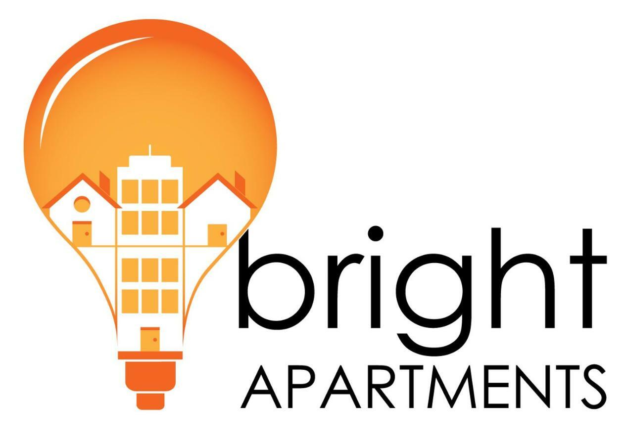 Bright Apartments Desenzano - Monte Grappa Desenzano del Garda Ngoại thất bức ảnh